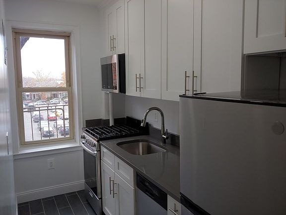 2nd image of 4810 43rd St APT 3G