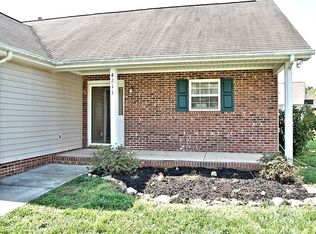 4211 Red Shed Ln, Charlotte, NC 28269