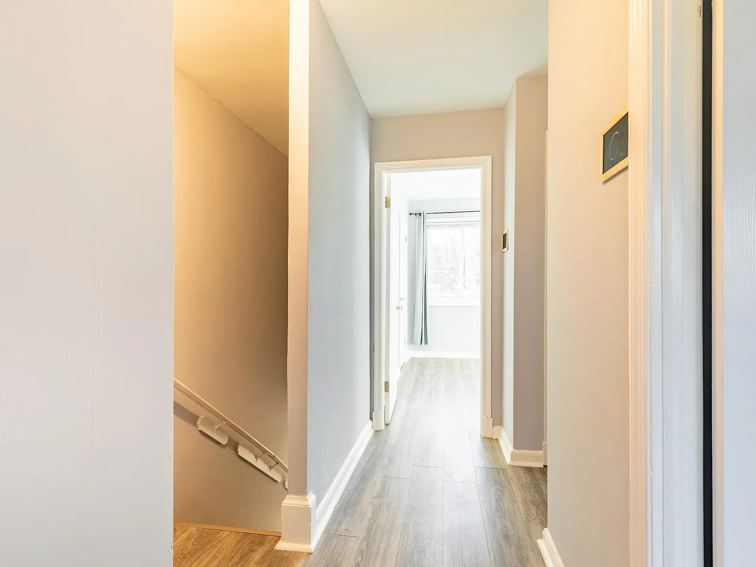 4 bed, 1408 sqft, $2,899 — Photo 3