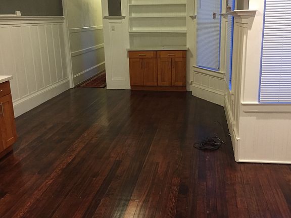 5th image of 1560B Howard St