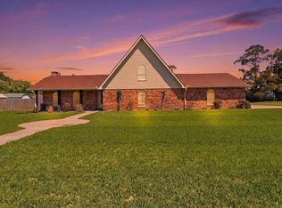 1362 Dogwood St, Bridge City, TX 77611