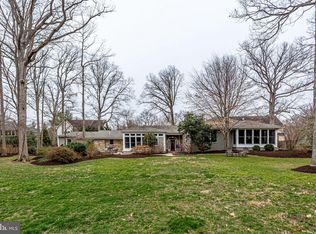 4300 Woodlark Dr, Annandale, VA 22003