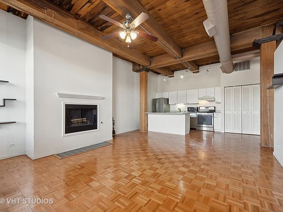 3rd image of 4745 N Ravenswood Ave APT 205