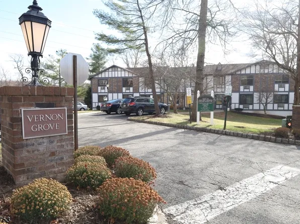 8I Vernon Ln, Chatham Twp., NJ 07928