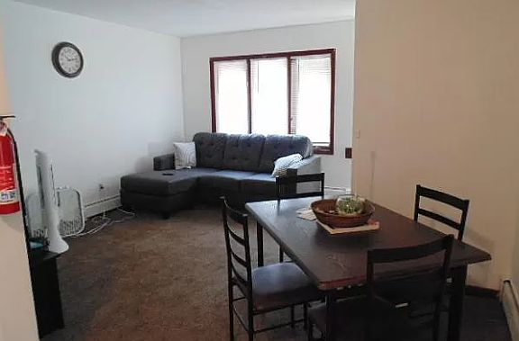 3rd image of 1022 34th Ave N #1024