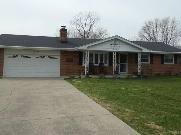 2119 Tulane Dr, Dayton, OH 45431