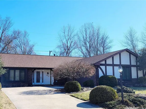 1428 Lantz Ct, Edwardsville, IL 62025