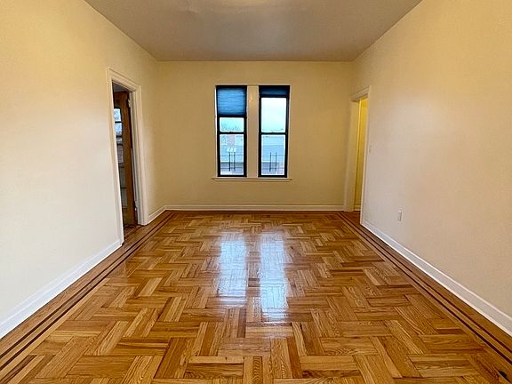 3rd image of 31-42 42nd St #3
