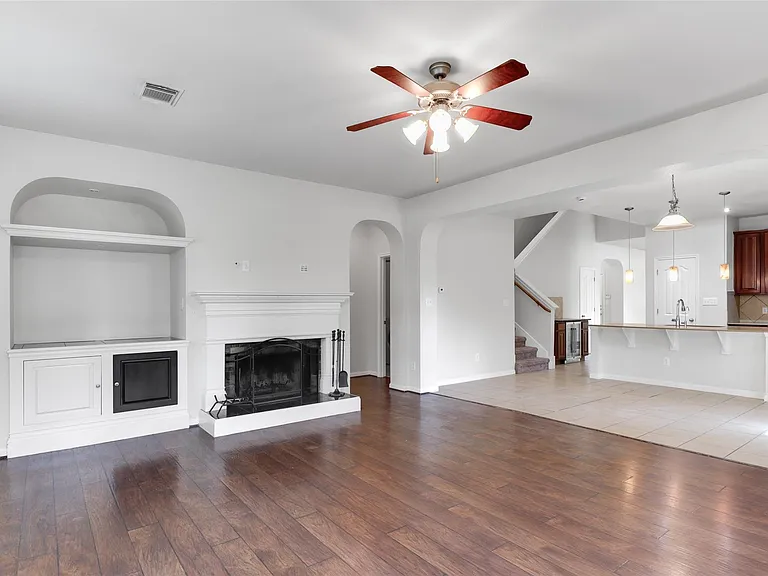 800 S Frontier Ln — Photo 11