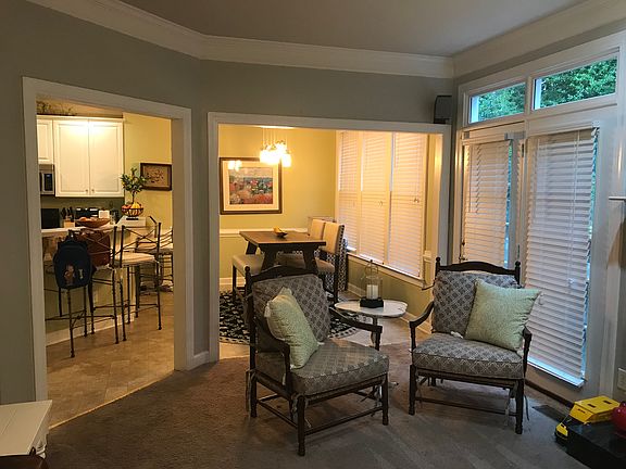 Family/Breakfast/Kitchen
