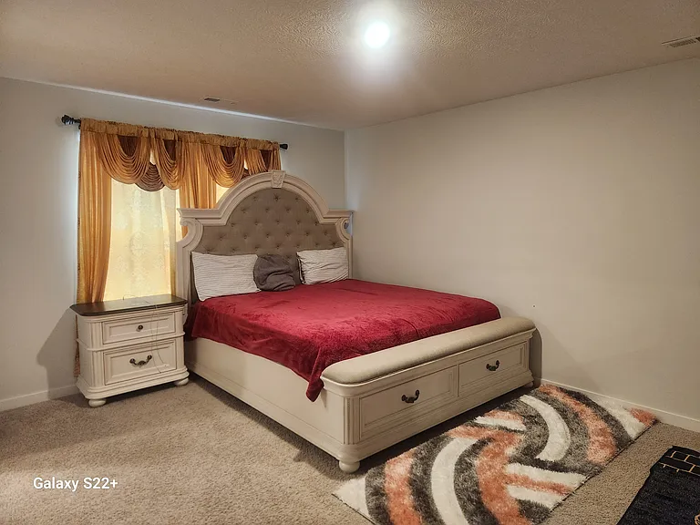 225 Sterndale Dr — Photo 13