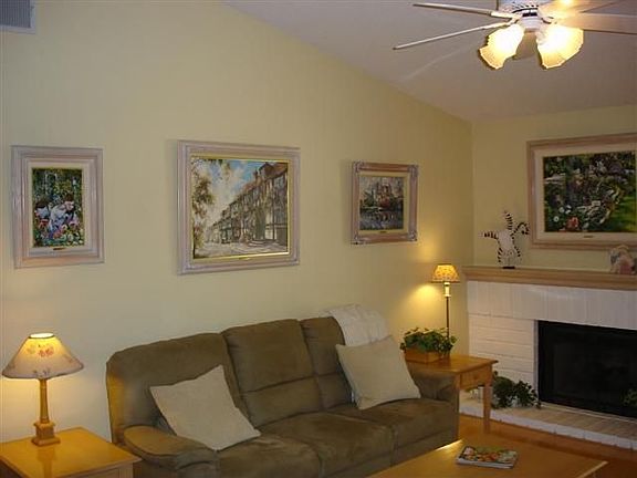 3rd image of 25663 Paseo Lauro Ct