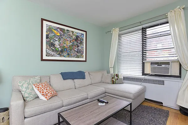 Rented by Emor Management Inc. | media 19