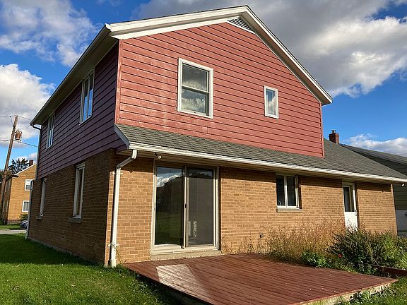 Back of 138 St. Benedict