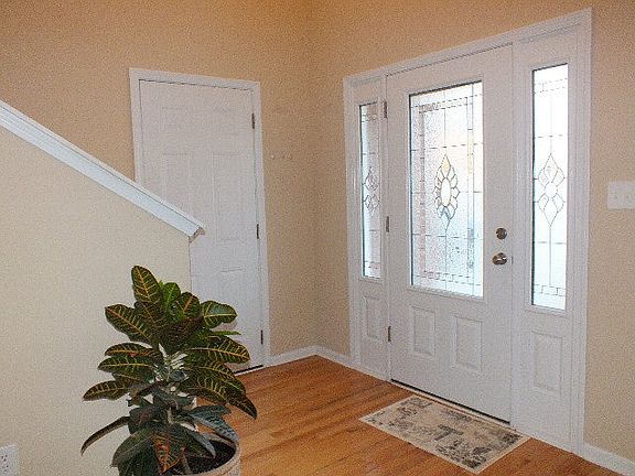 2nd image of 5061 Fairfield Ct