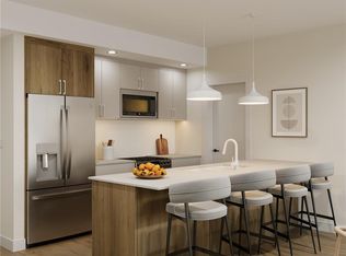 2881 Leigh Rd #306, Langford, BC V9B4G3