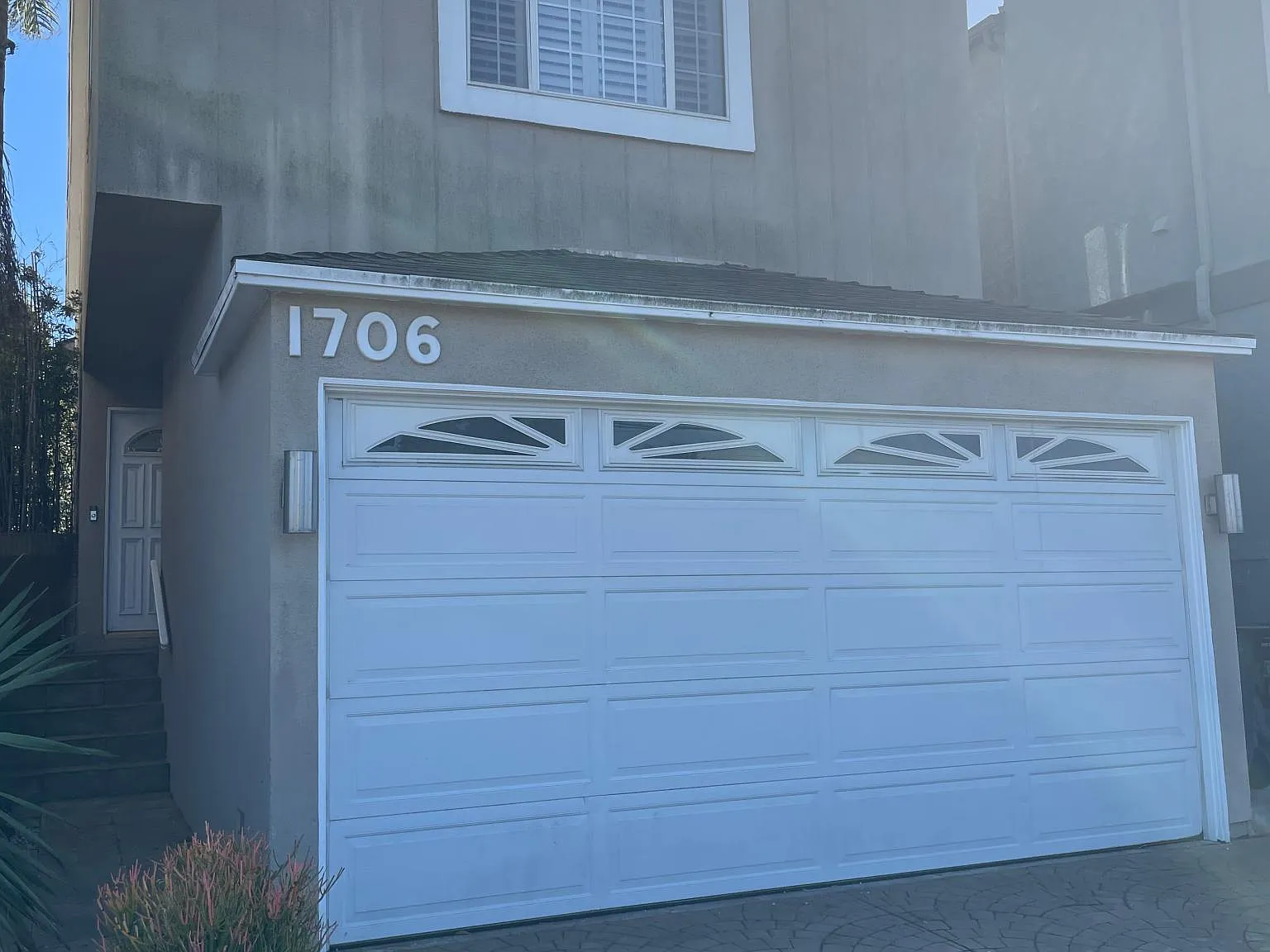 4 bed, 1482 sqft, $5,300 — Photo 1