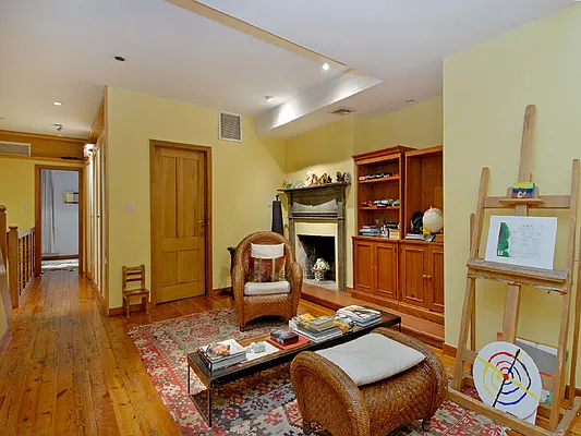 Sold by Sotheby's International Realty | media 8
