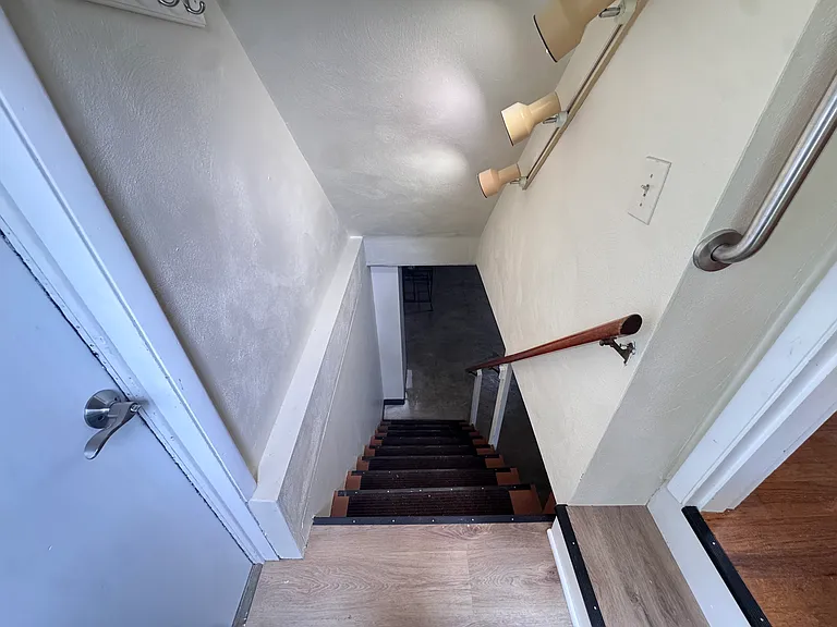 7361 Fields Ertel Rd — Photo 15