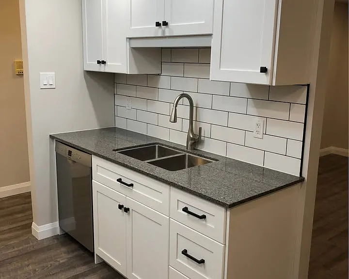73 Park Ave #101 — Photo 5