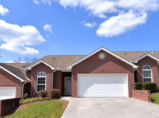 1119 Harbin Ridge Ln, Knoxville, TN 37909