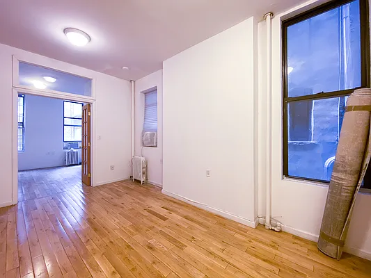 Rented by Compass | media 22