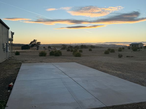 3155 Creston Rd