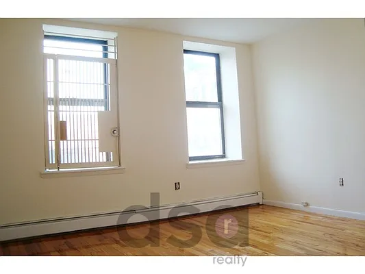 Rented by DSA Realty | media 32