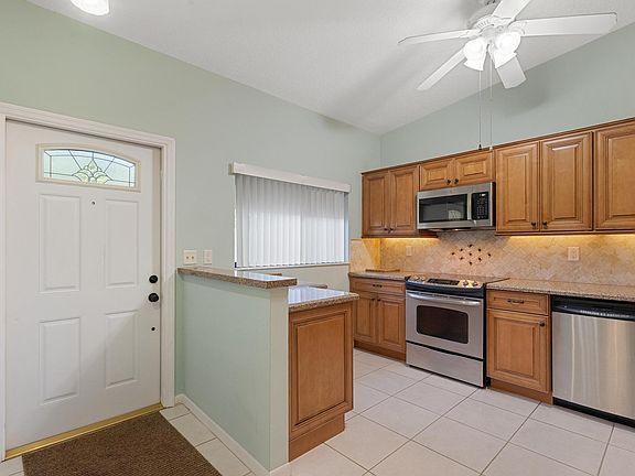 4th image of 6779 Bridlewood Court