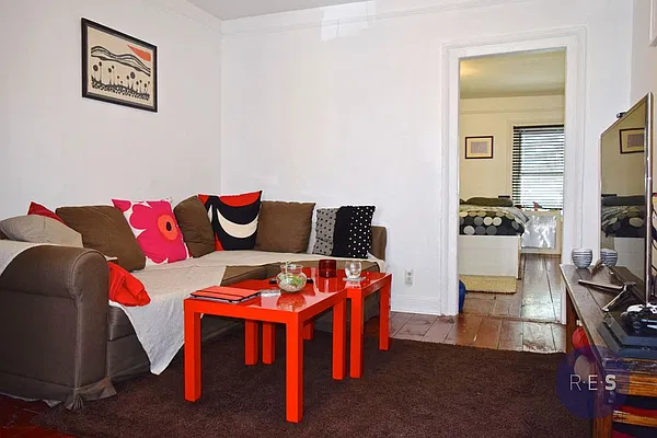 Rented by RES New York | media 27