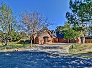 1629 S Arco Cir, Mesa, AZ 85204