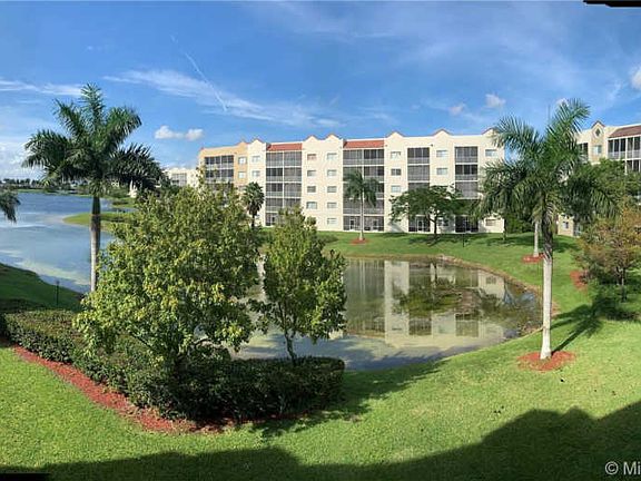 2nd image of 10710 NW 66th St APT 303