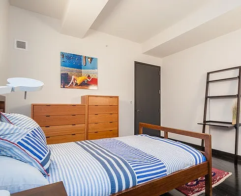 Rented by Real Easy LLC | media 121