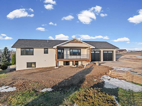 2nd image of 18887 Garnet Ln