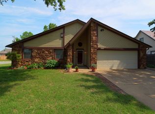 1243 E 136th St S, Glenpool, OK 74033