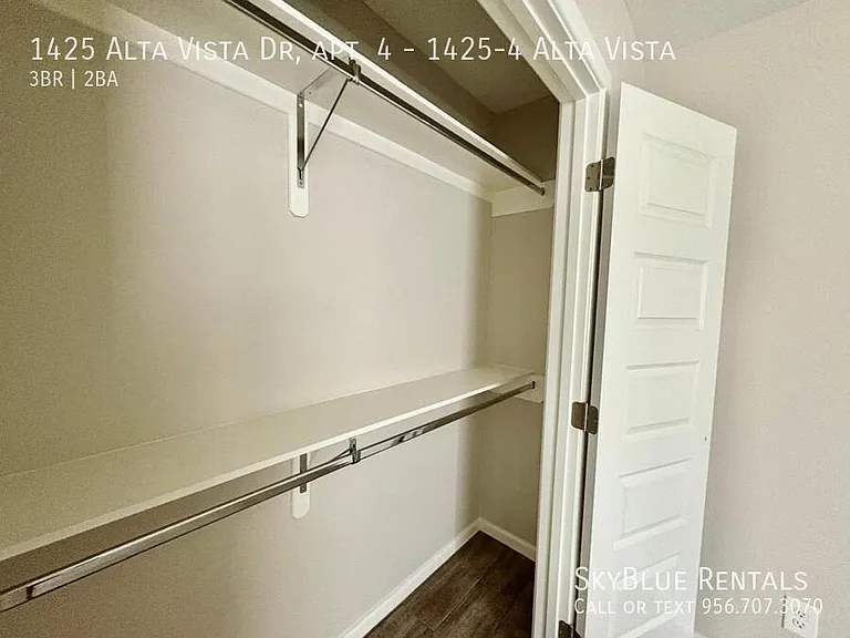 1425 Alta Vista Dr #4 — Photo 11