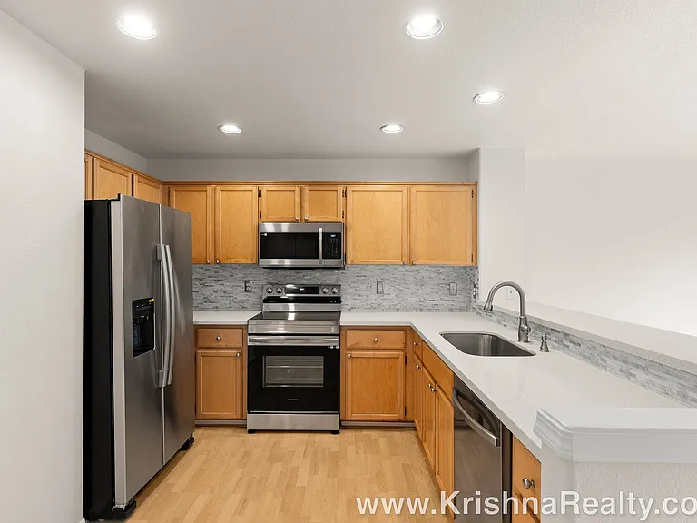 6408 NW Starflower Dr — Photo 3