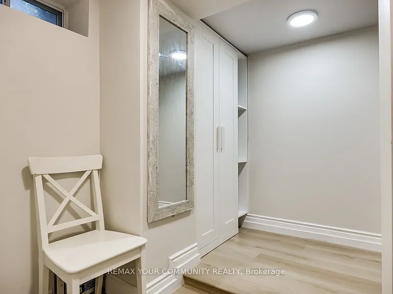 71 Hawman Ave — Photo 17