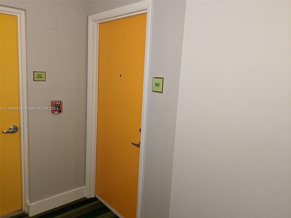 4th image of 133 NE 2nd Ave APT 302