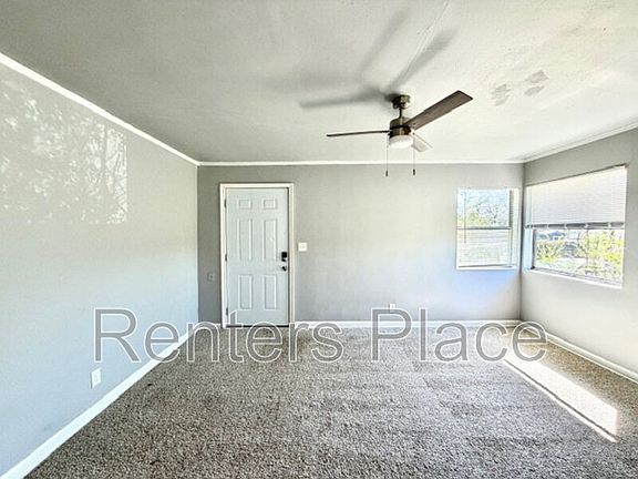 5th image of 2915 E Easton St #A