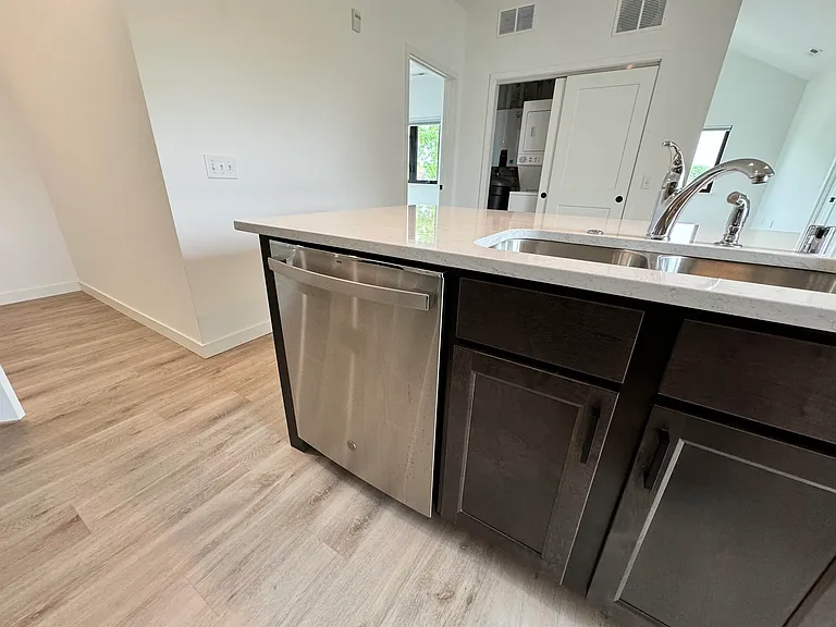 5411 Bashford St #203 — Photo 17