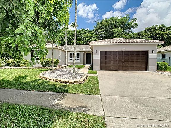 2nd image of 2100 SW 120th Ave
