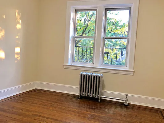 Rented by Parlor Real Estate Corp | media 9