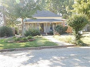 315 S Chautauqua St, Sedan, KS 67361