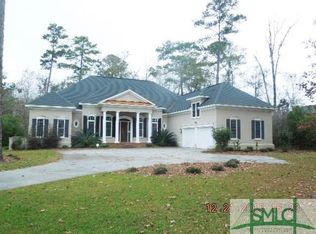 82 Crestwood Dr, Savannah, GA 31405