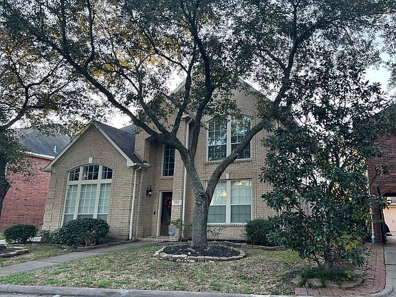2nd image of 1526 Lakeside Enclave Dr