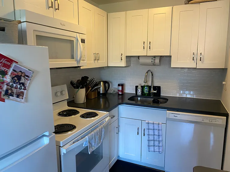 136 Summer St #32 — Photo 1