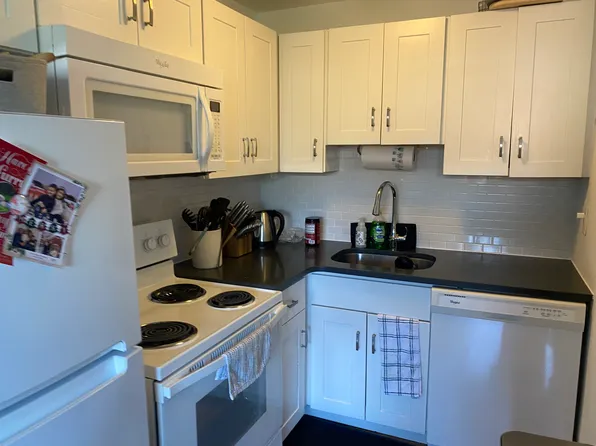 136 Summer St #32, Malden, MA 02148