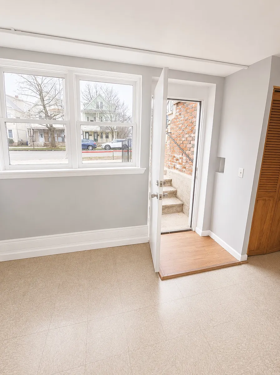 Building Photo - 747 Dixwell Ave #1