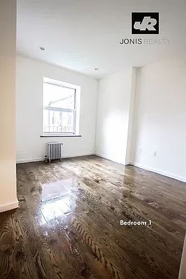 3rd image of 317 4th Ave APT 4R